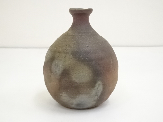 備前焼 登窯 備前焼中堅作家 鈴木 勝詞 共箱付き桟切・黄ゴマ荒土徳利１ 備前焼卸・小売 六べえ 備前焼 ぐい呑み一本松窯木箱入り口径6㎝高さ5.5㎝