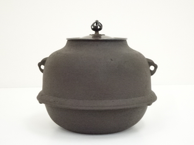 I04-2342[SAI] 釜師 畠春斎 風呂師 一ノ瀬宗辰 唐銅鬼面風炉 共箱 風炉 