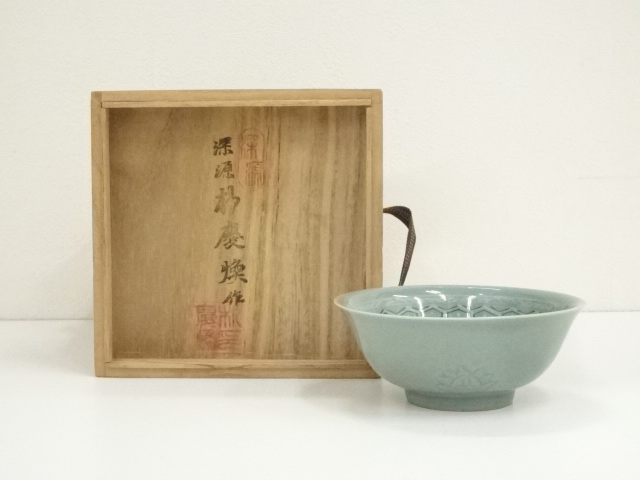 道具 ] - 道具 深源窯 朴慶煥造 高麗青磁茶碗（共箱） | ネット 