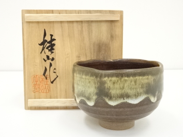 有田焼 桂山窯 田中桂山 茶碗 共箱 栞 茶器 抹茶碗 美品 です。 工芸 