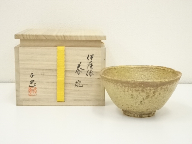 抹茶茶碗 】伊羅保茶碗 (孚鮮作) 共箱 抹茶茶碗 伊羅保 西尾香舟 共箱 