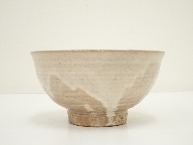 茶道具】井口海仙箱書 十二代大和萬山造 萩焼茶碗 抹茶碗 茶碗A326 