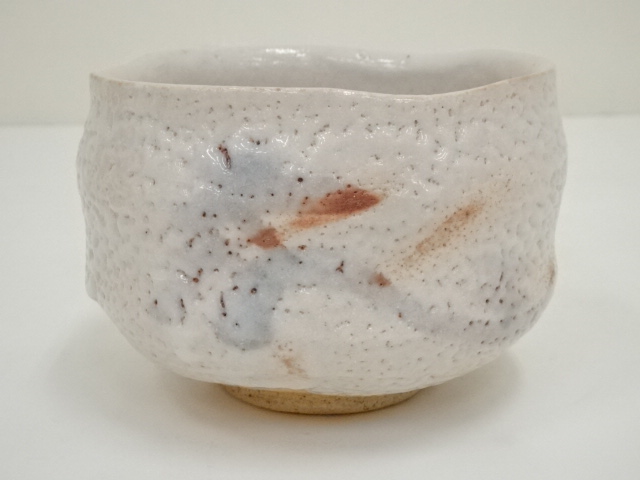 ys7043425; 宗sou 秀山窯造 志野茶碗 共箱 エラ 道 売買された 